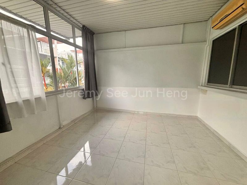 6 Bed Corner Terrace (Landed) for Sale in  Fortuna Gardens - Image 8